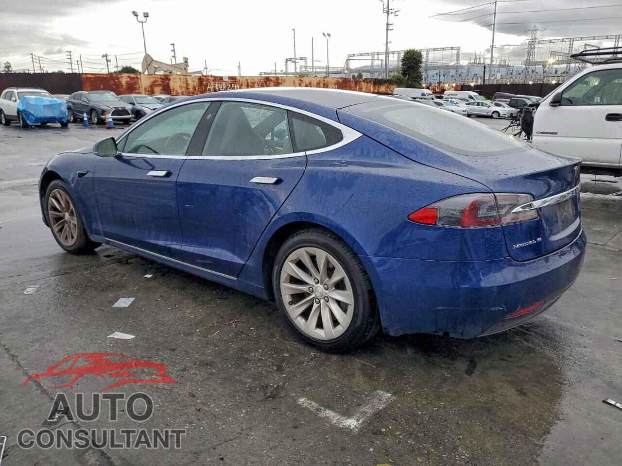 TESLA MODEL S 2017 - 5YJSA1E12HF179555