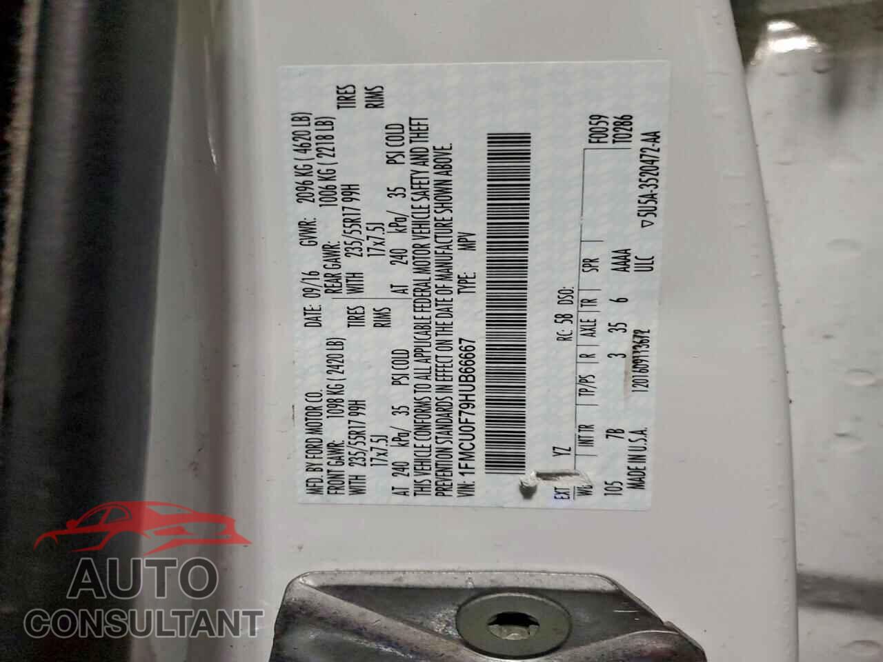FORD ESCAPE 2017 - 1FMCU0F79HUB66667
