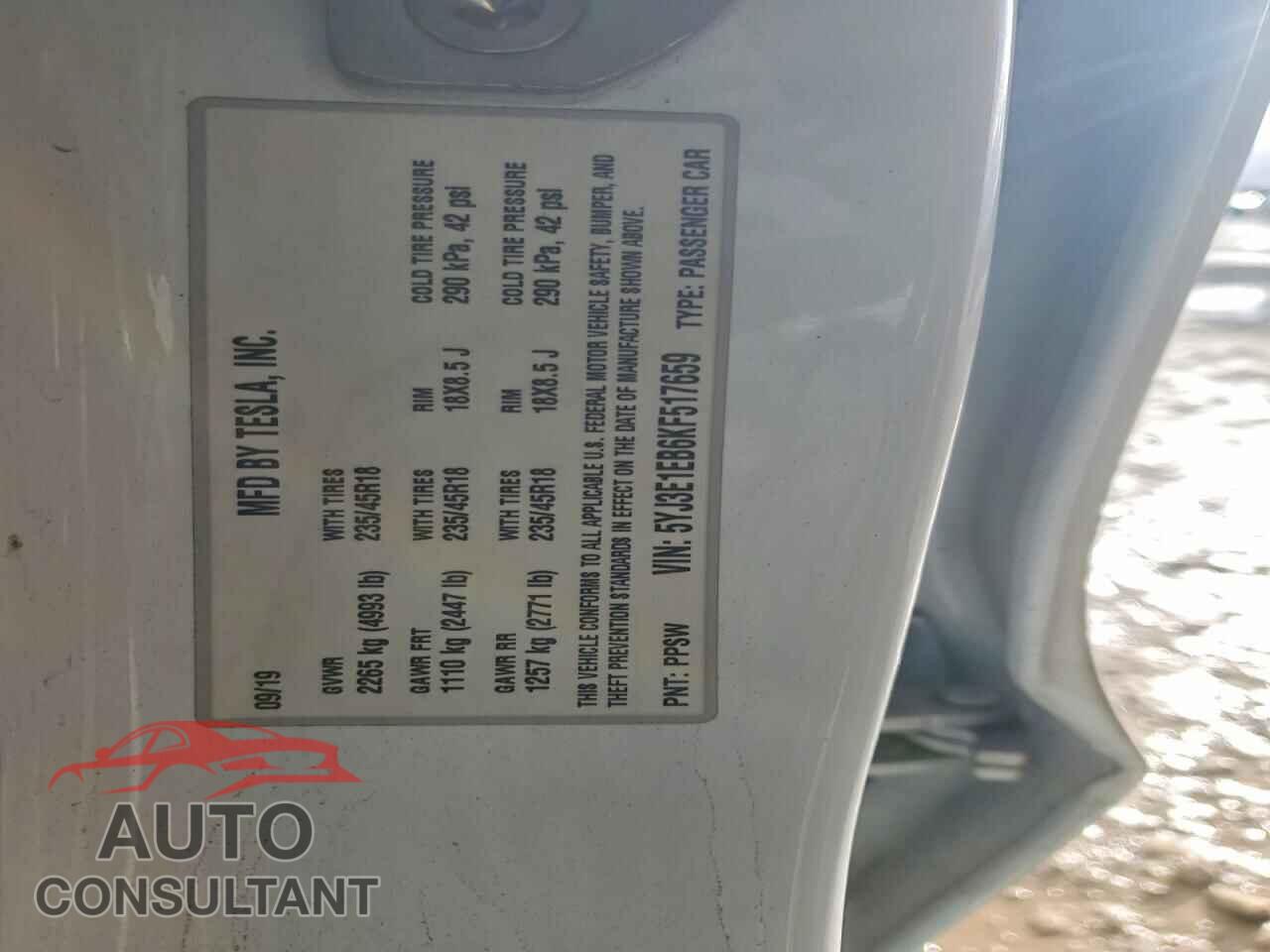 TESLA MODEL 3 2019 - 5YJ3E1EB6KF517659