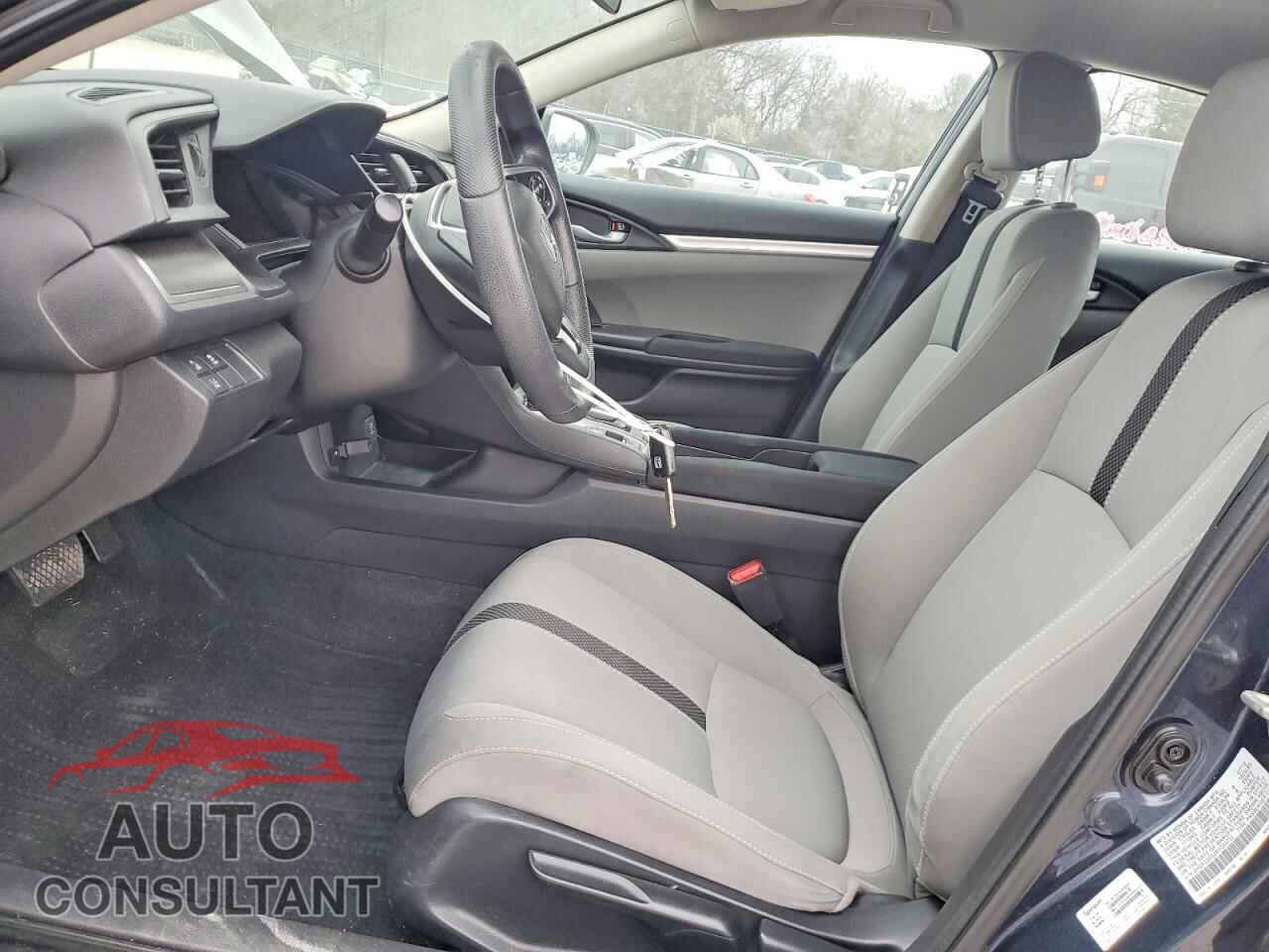 HONDA CIVIC 2019 - 2HGFC2F64KH583732