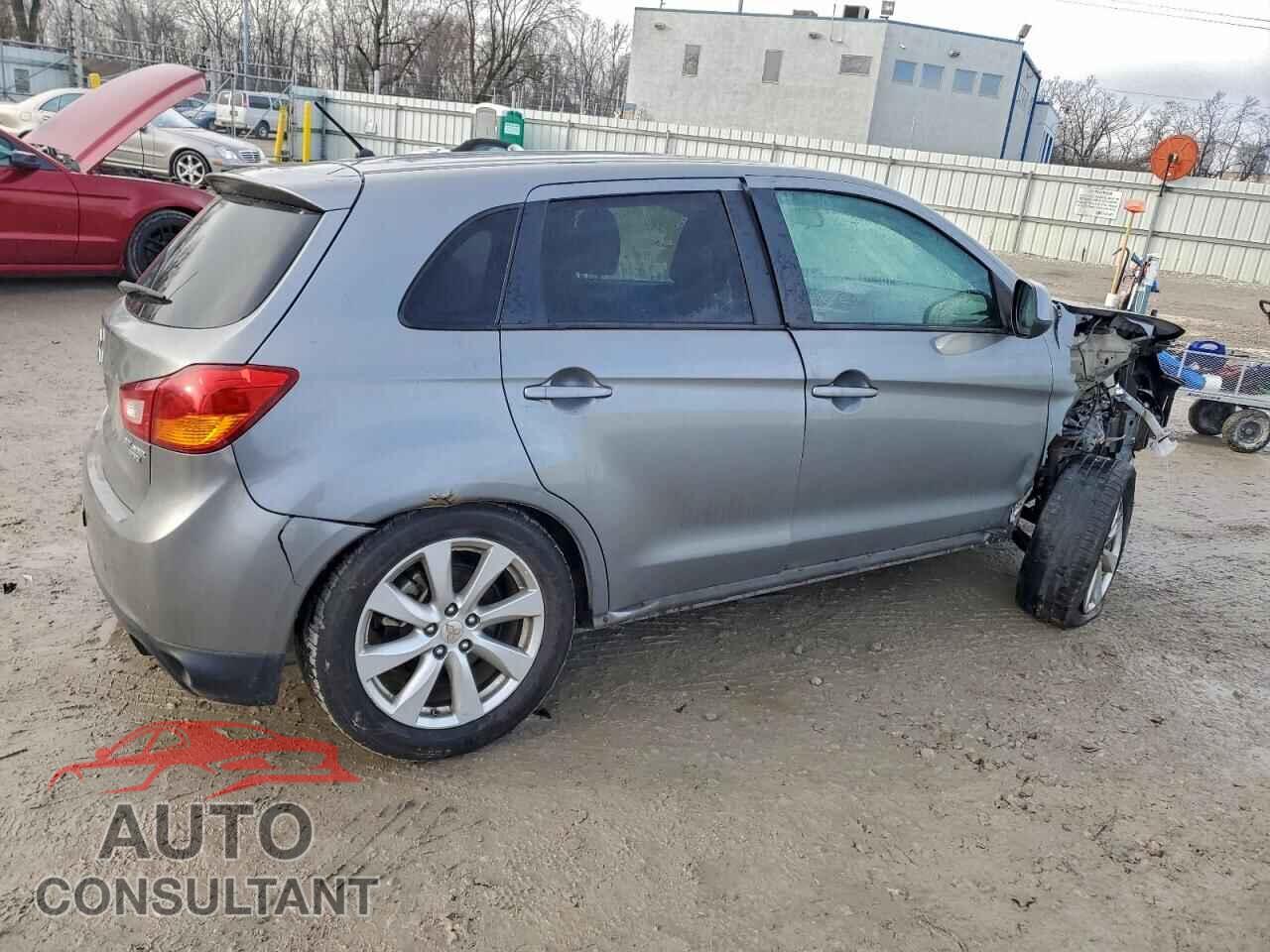 MITSUBISHI OUTLANDER 2015 - 4A4AR3AU8FE052543