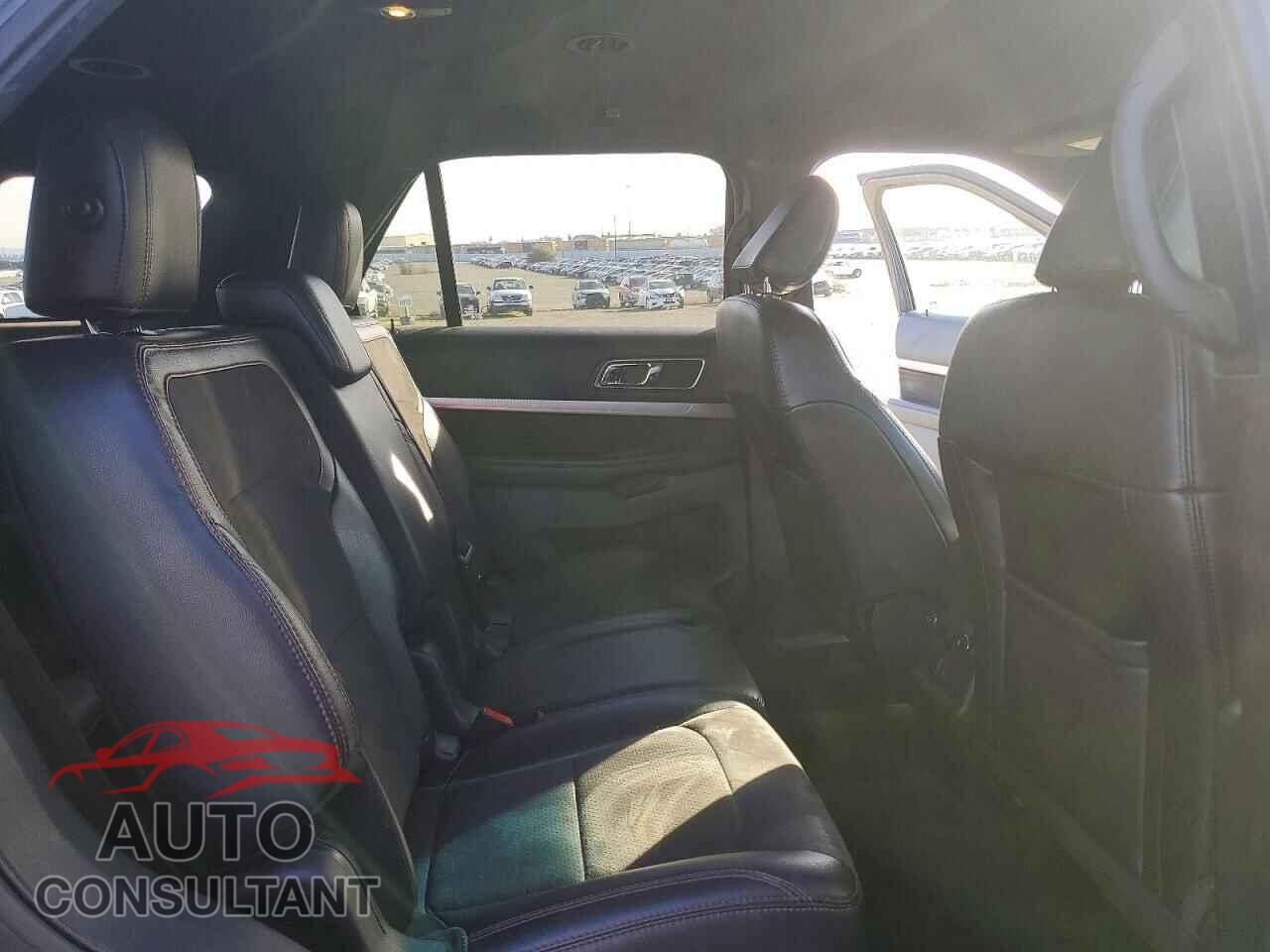 FORD EXPLORER 2018 - 1FM5K8D83JGA43122