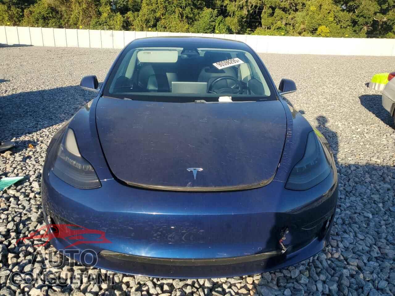 TESLA MODEL 3 2018 - 5YJ3E1EA5JF013688