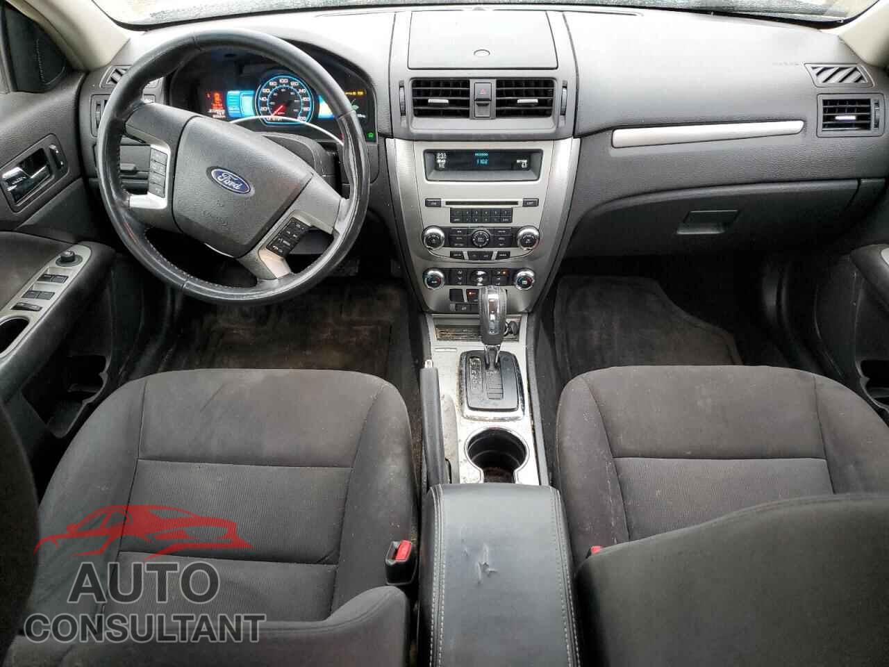 FORD FUSION 2011 - 3FADP0L38BR192960