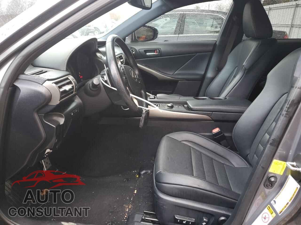 LEXUS IS 2015 - JTHCF1D20F5023415