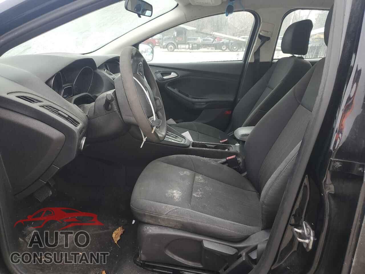 FORD FOCUS 2016 - 1FADP3F29GL298151