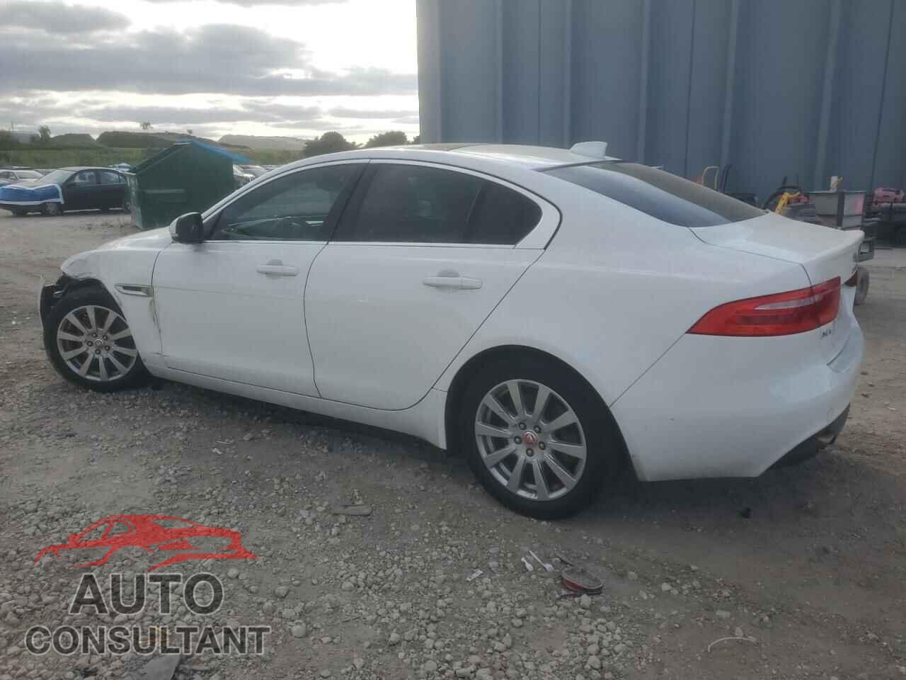 JAGUAR XE 2019 - SAJAS4FX8KCP52557