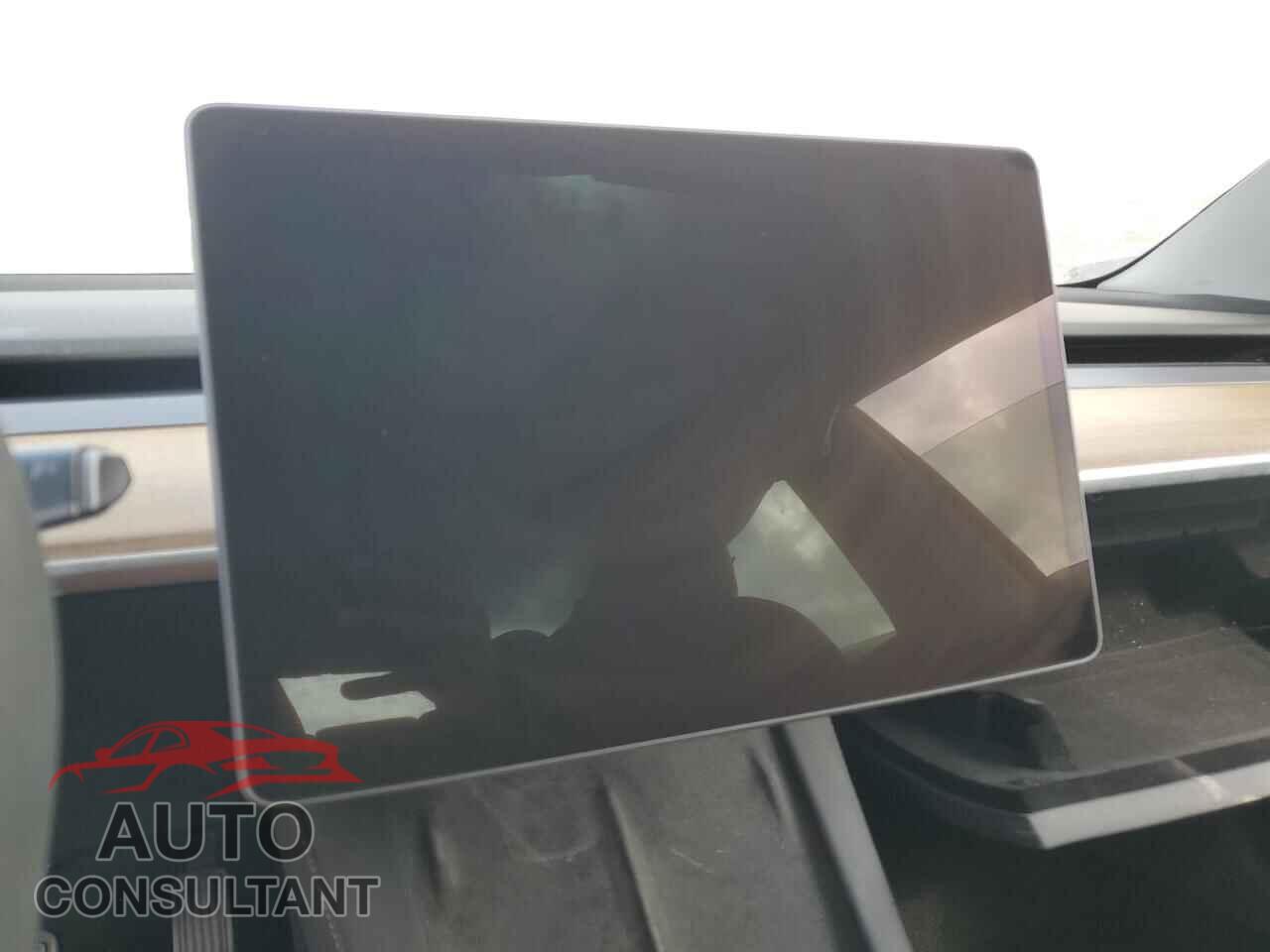 TESLA MODEL 3 2023 - 5YJ3E1EA7PF675412