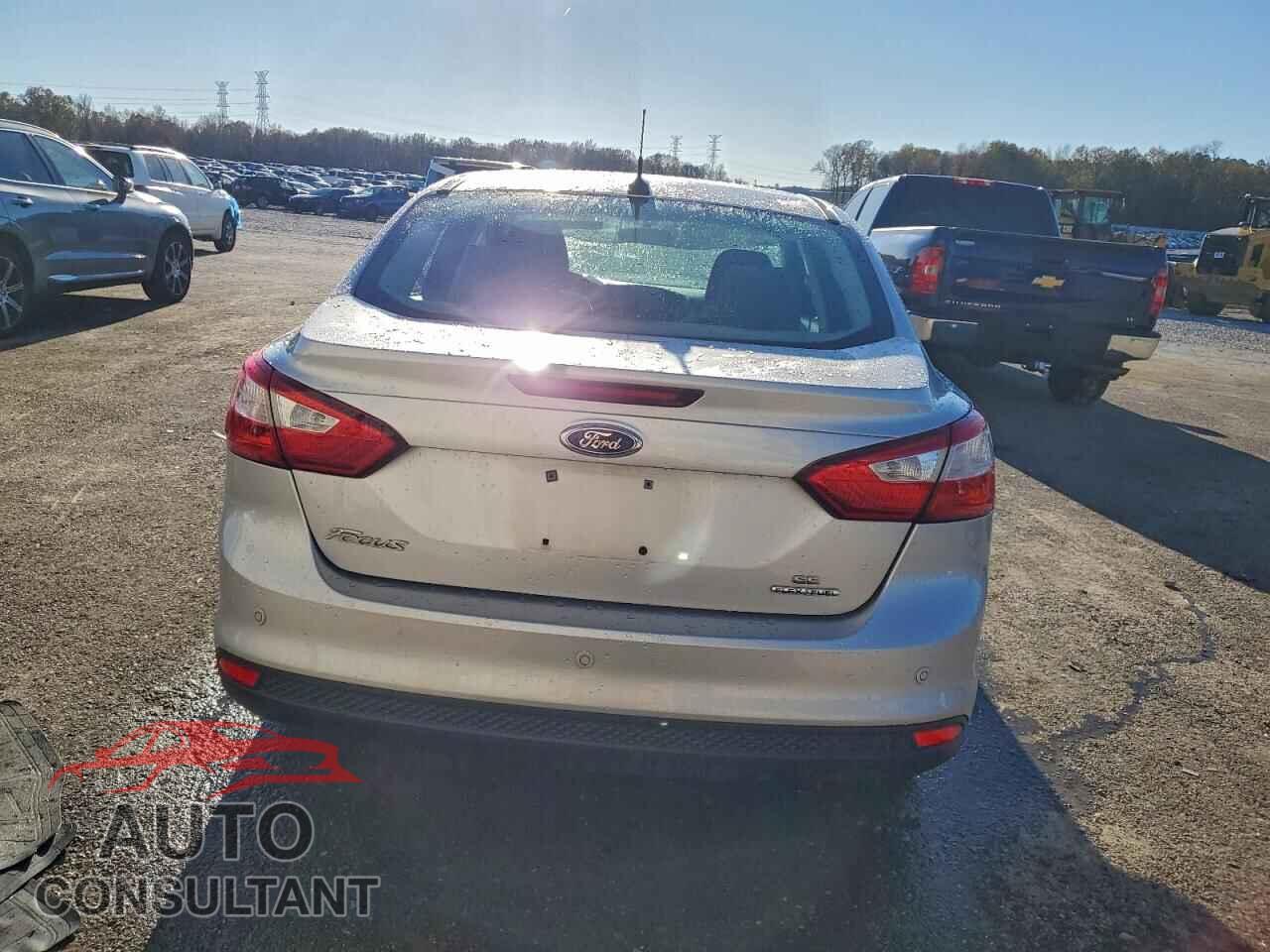 FORD FOCUS 2013 - 1FADP3F22DL338209