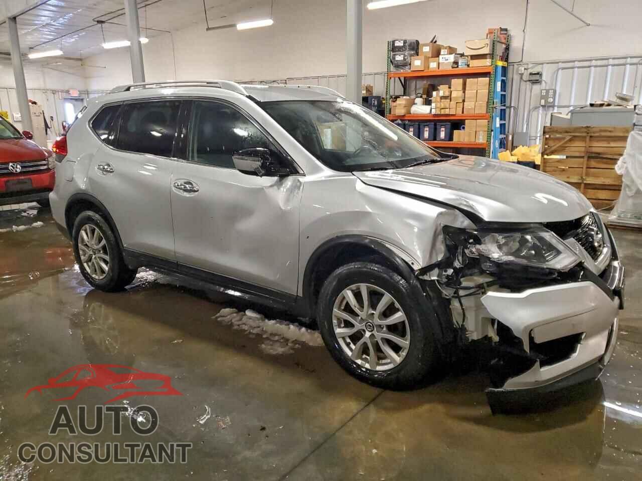 NISSAN ROGUE 2017 - KNMAT2MVXHP532520