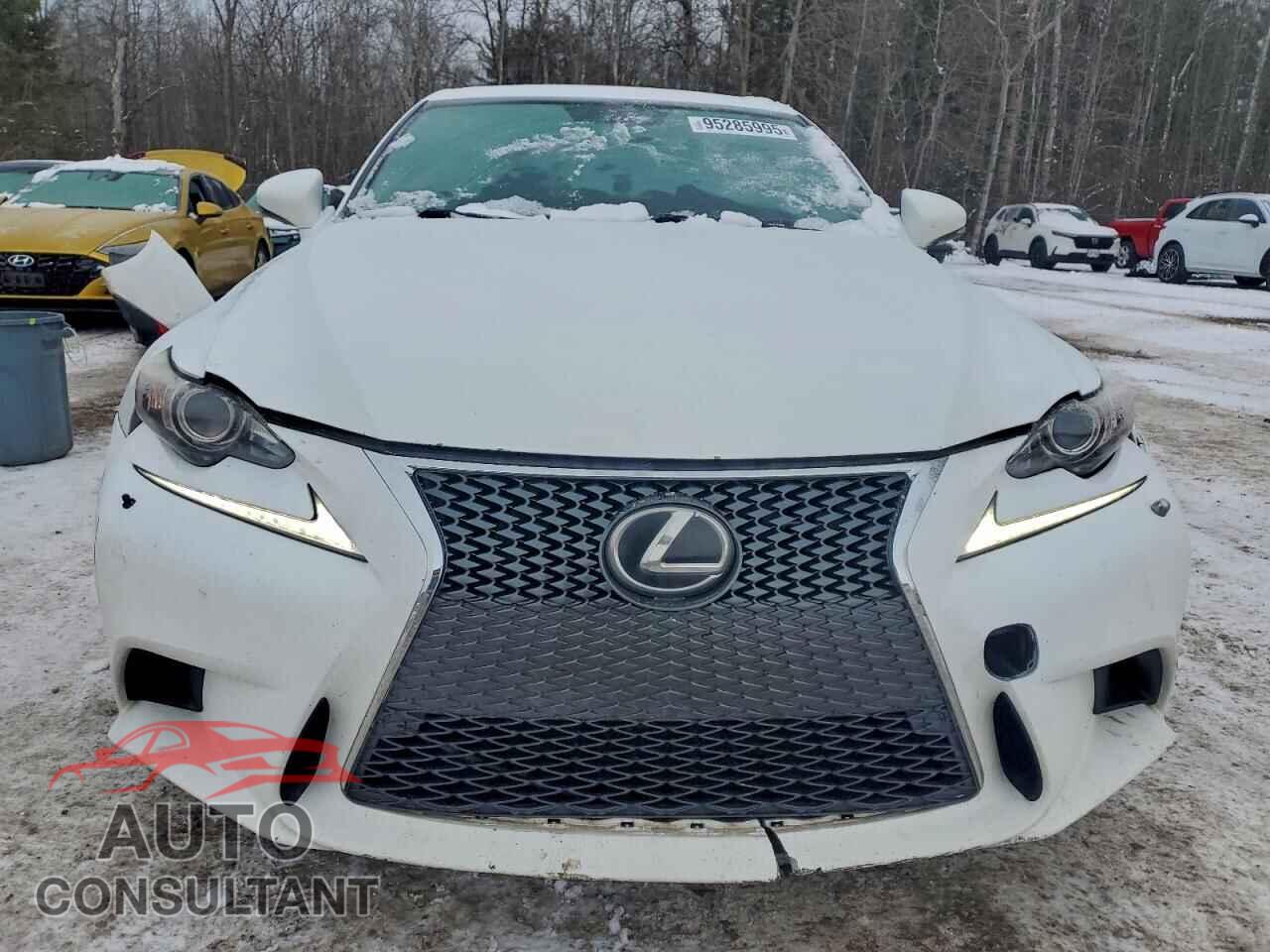 LEXUS IS 2014 - JTHCE1D25E5002013