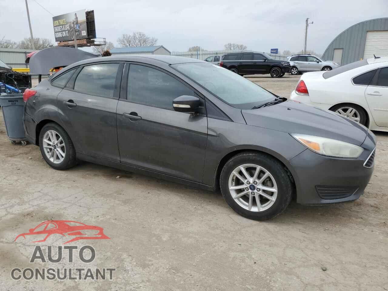 FORD FOCUS 2015 - 1FADP3F20FL357036