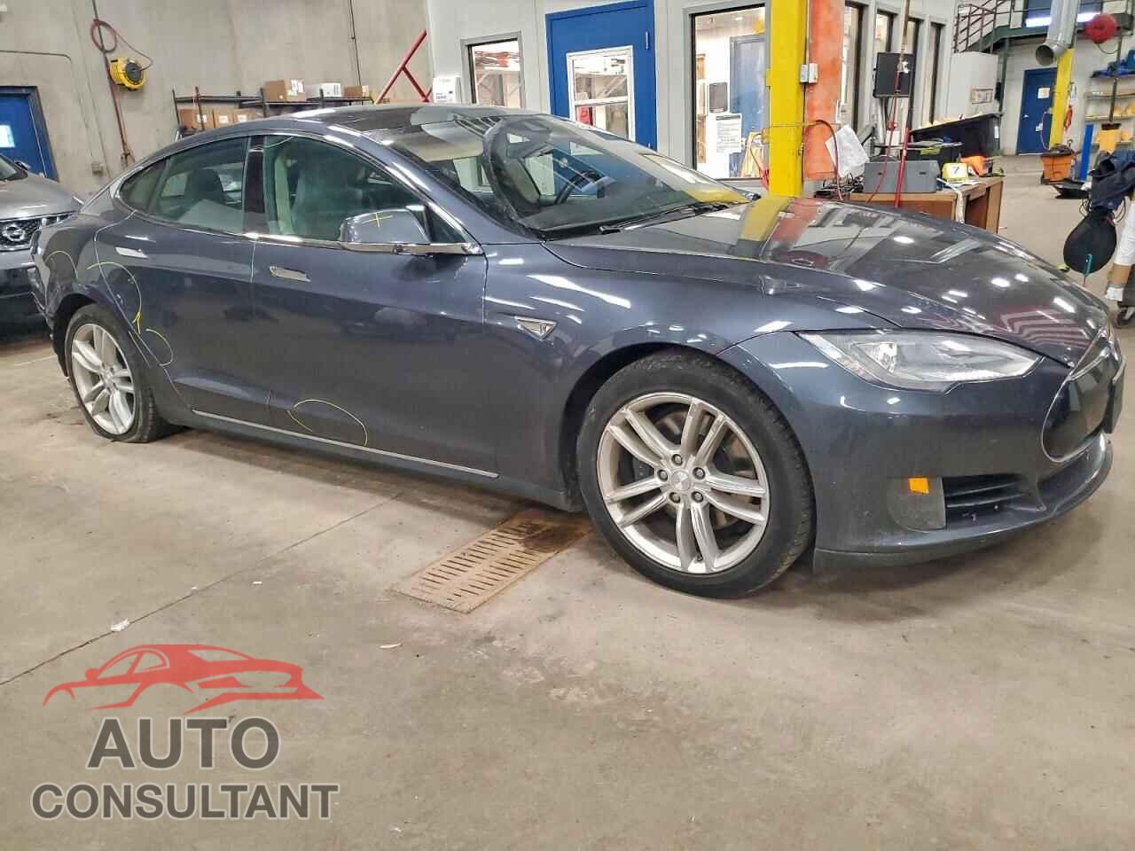 TESLA MODEL S 2016 - 5YJSA1E27GF124753