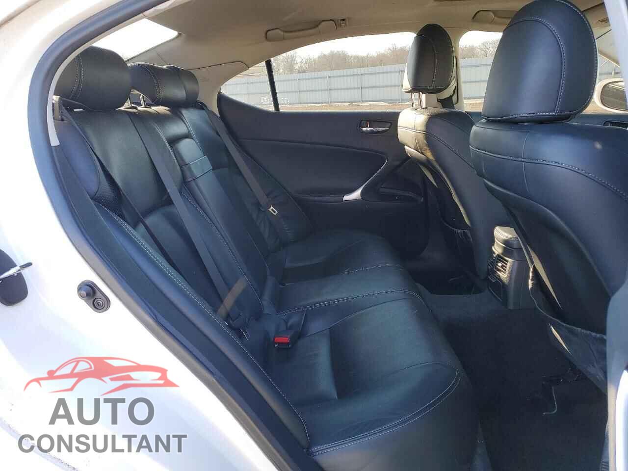 LEXUS IS 2012 - JTHCF5C22C5053486