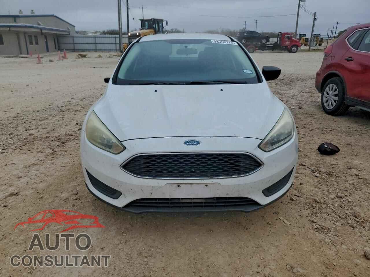 FORD FOCUS 2016 - 1FADP3E20GL239247