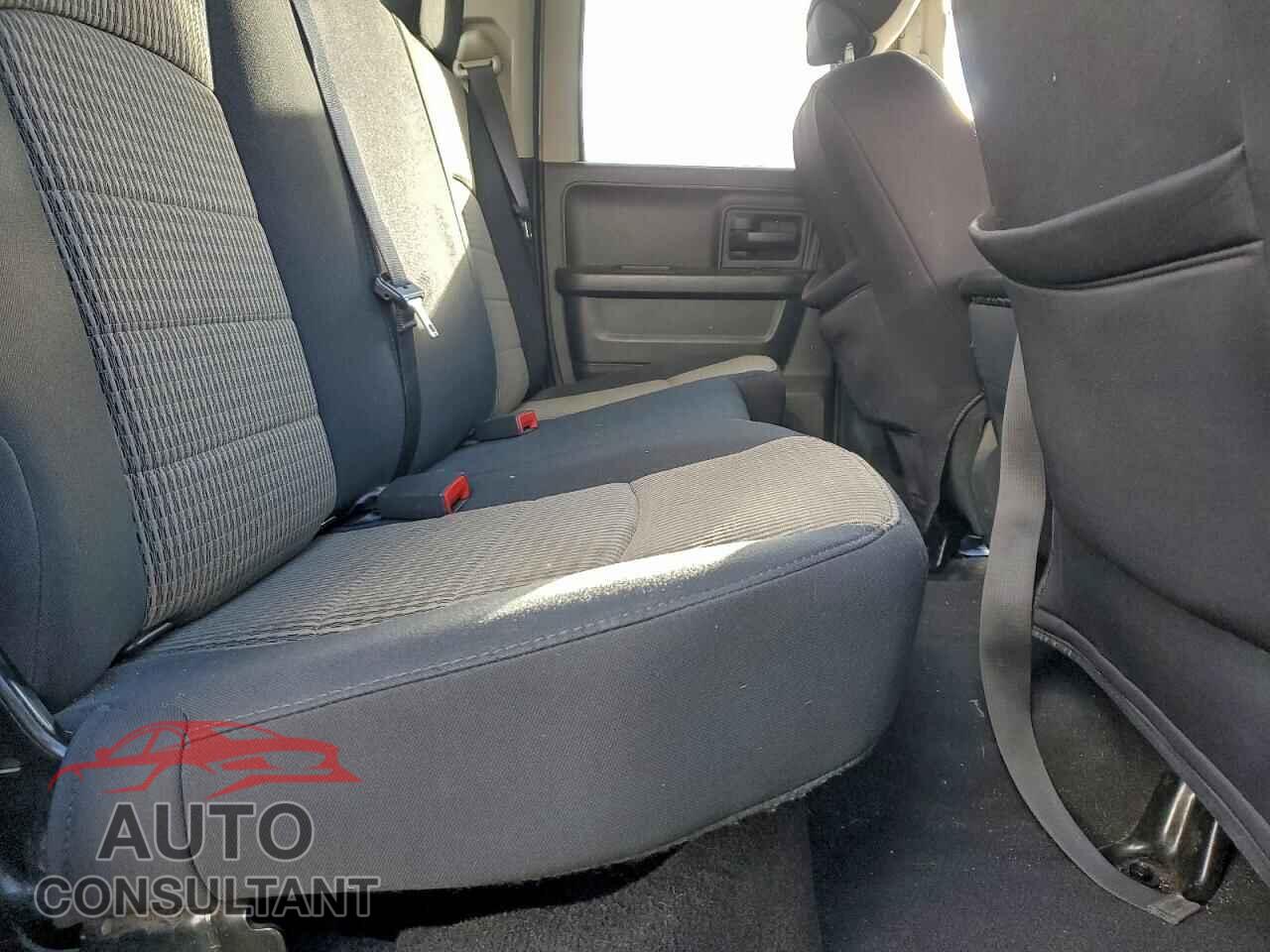 DODGE RAM 1500 2012 - 1C6RD7FT3CS203471