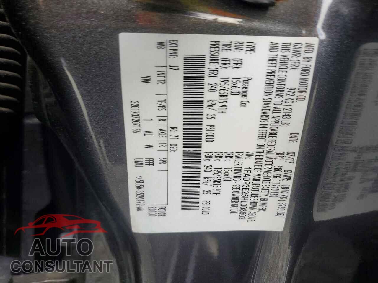 FORD FOCUS 2017 - 1FADP3E25HL308502