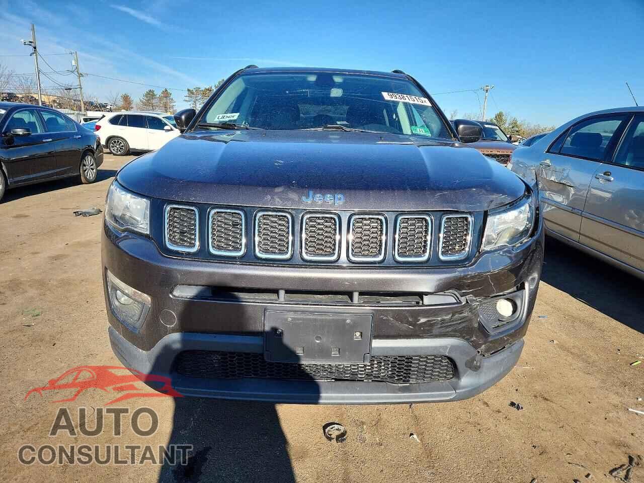 JEEP COMPASS 2019 - 3C4NJDBB0KT647352