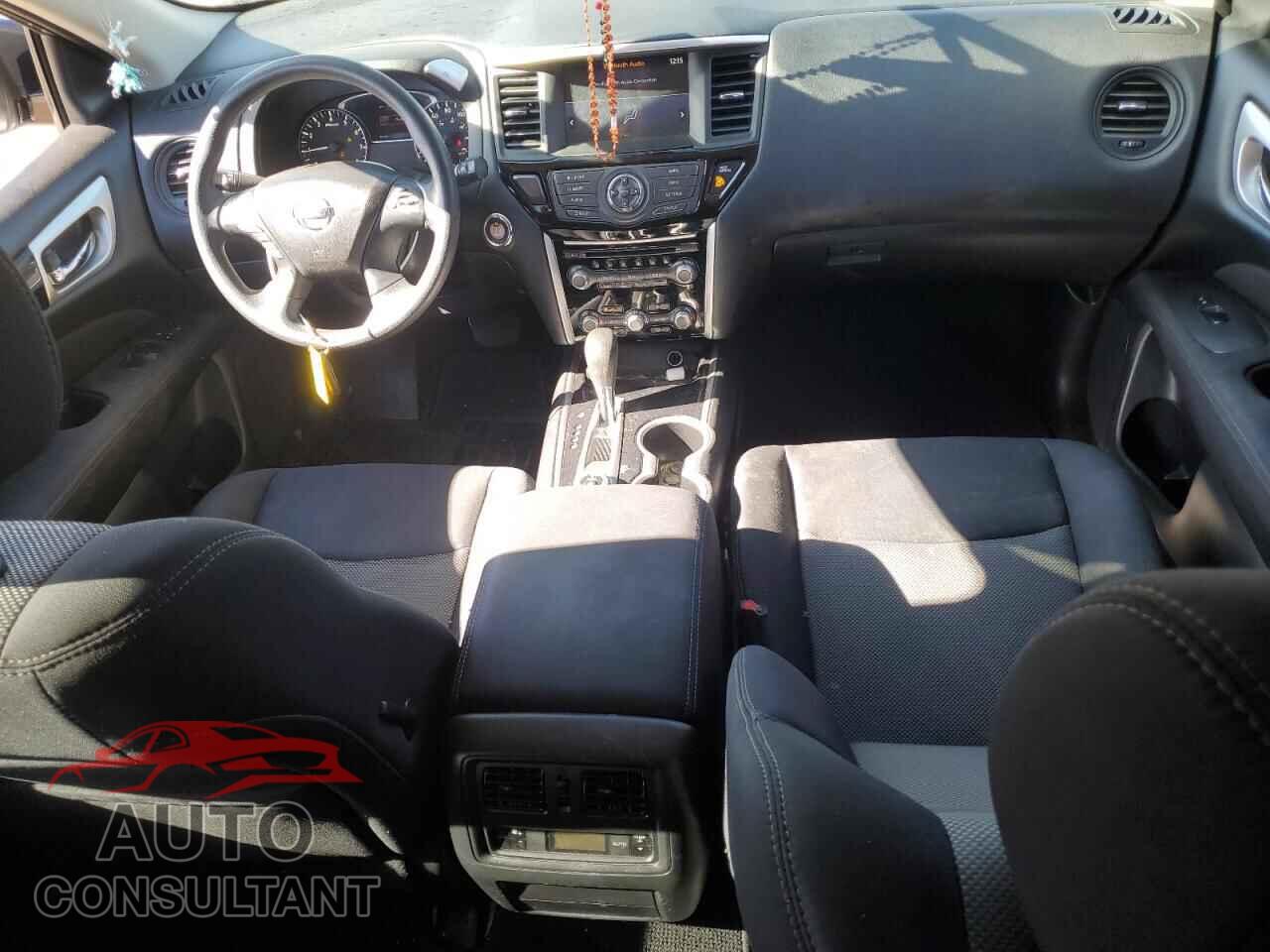 NISSAN PATHFINDER 2017 - 5N1DR2MM3HC911767