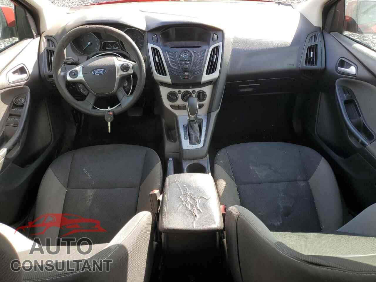 FORD FOCUS 2014 - 1FADP3F29EL335518