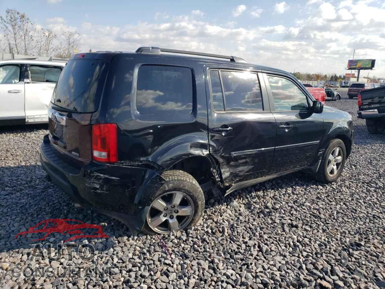 HONDA PILOT 2011 - 5FNYF4H47BB015910