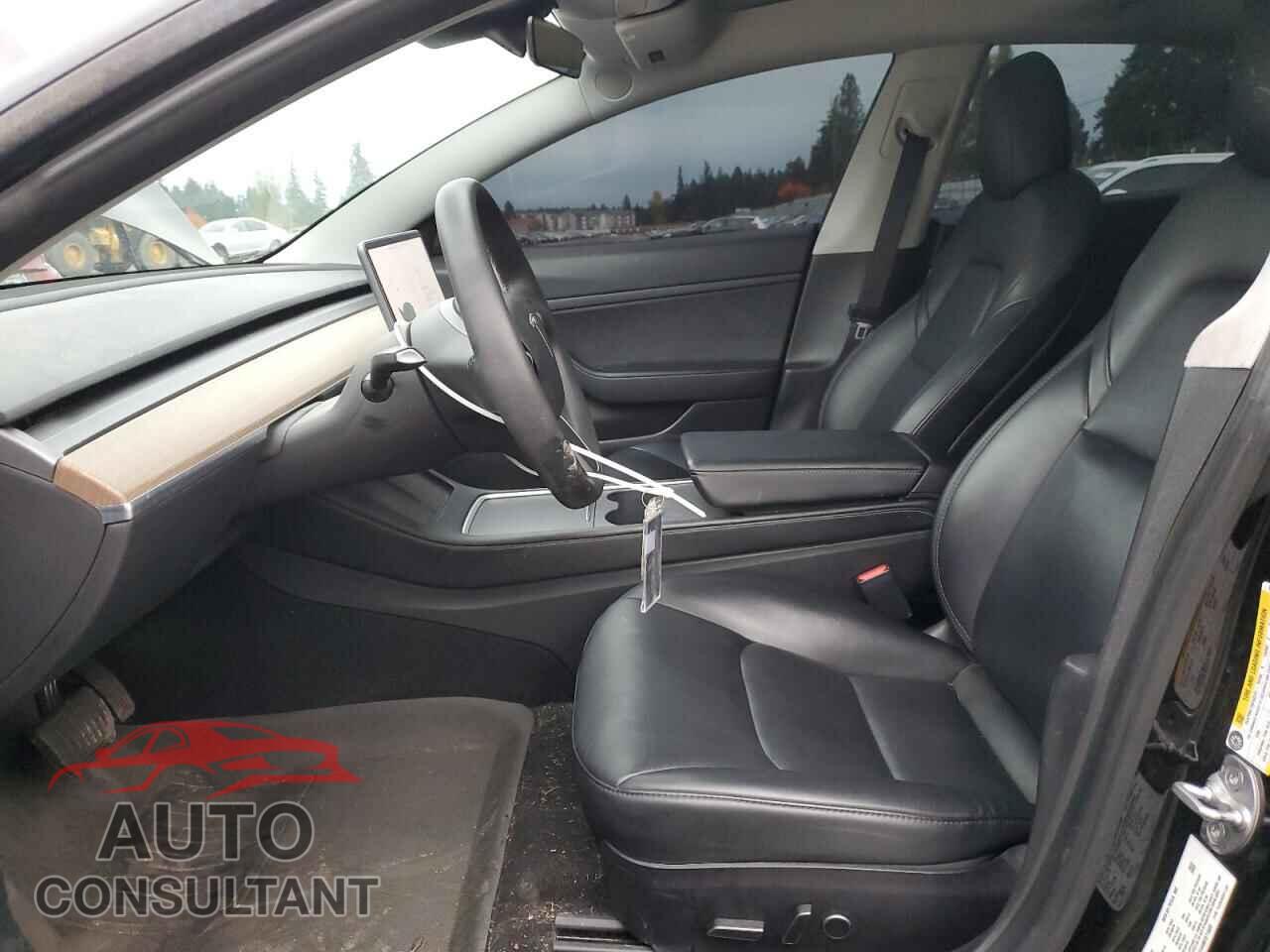 TESLA MODEL 3 2021 - 5YJ3E1EA4MF871609