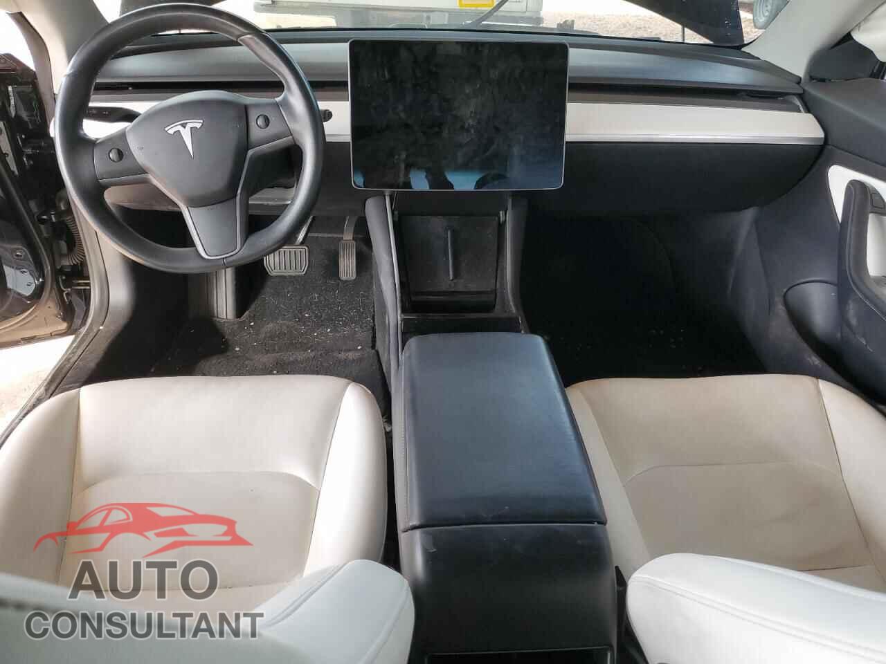 TESLA MODEL 3 2019 - 5YJ3E1EA2KF302268