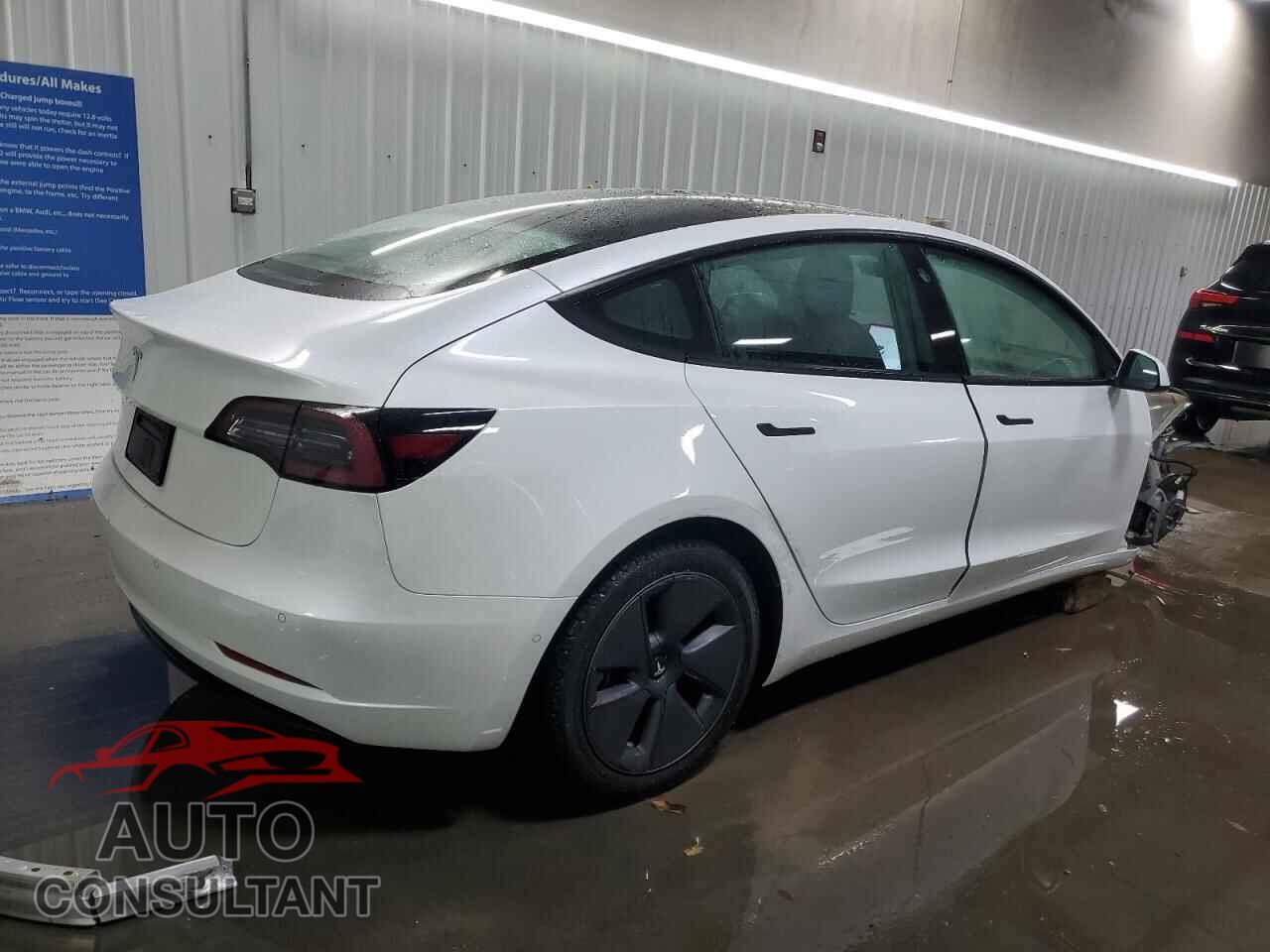 TESLA MODEL 3 2021 - 5YJ3E1EA3MF084697