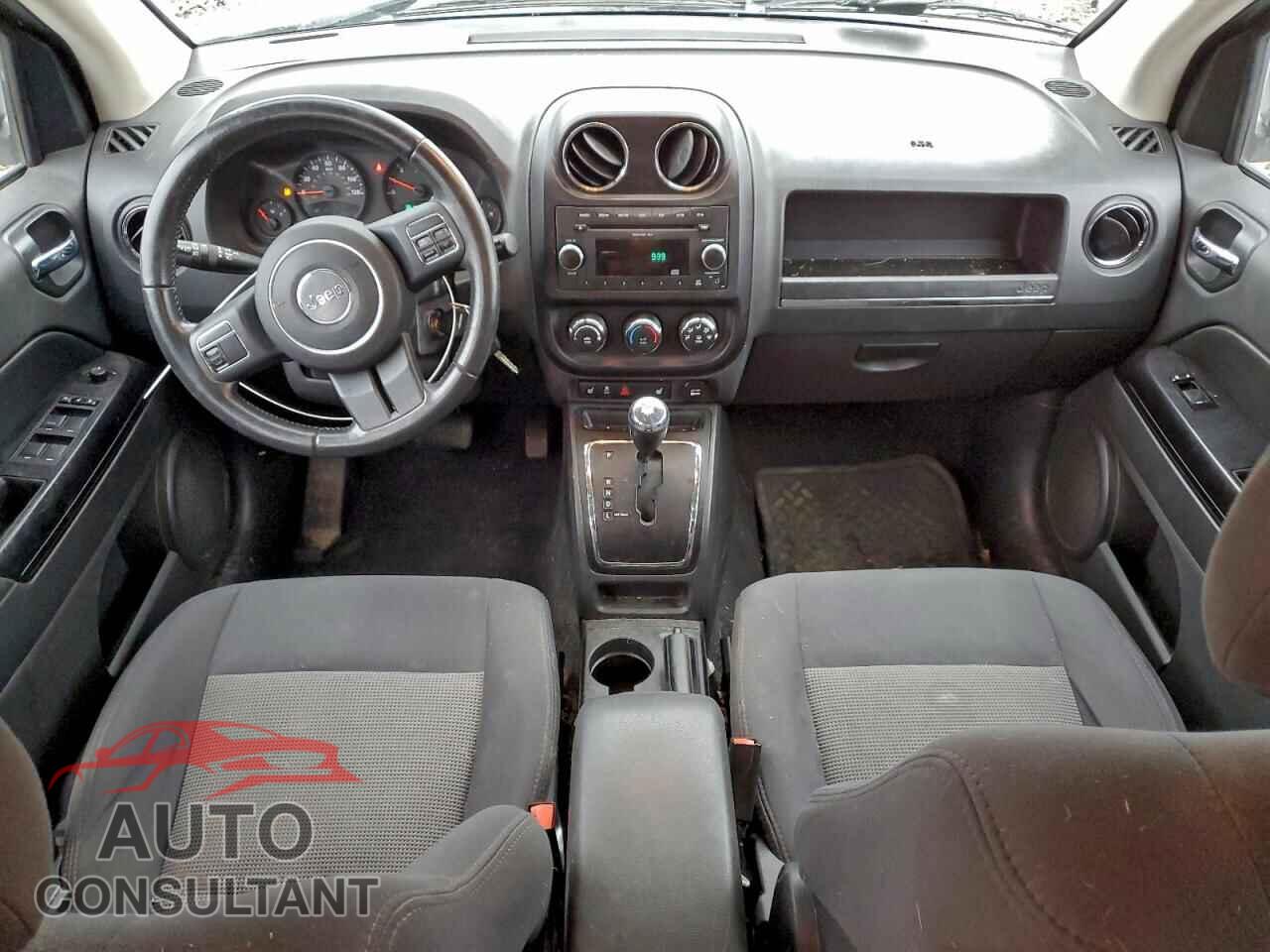 JEEP COMPASS 2011 - 1J4NF1FB2BD164410