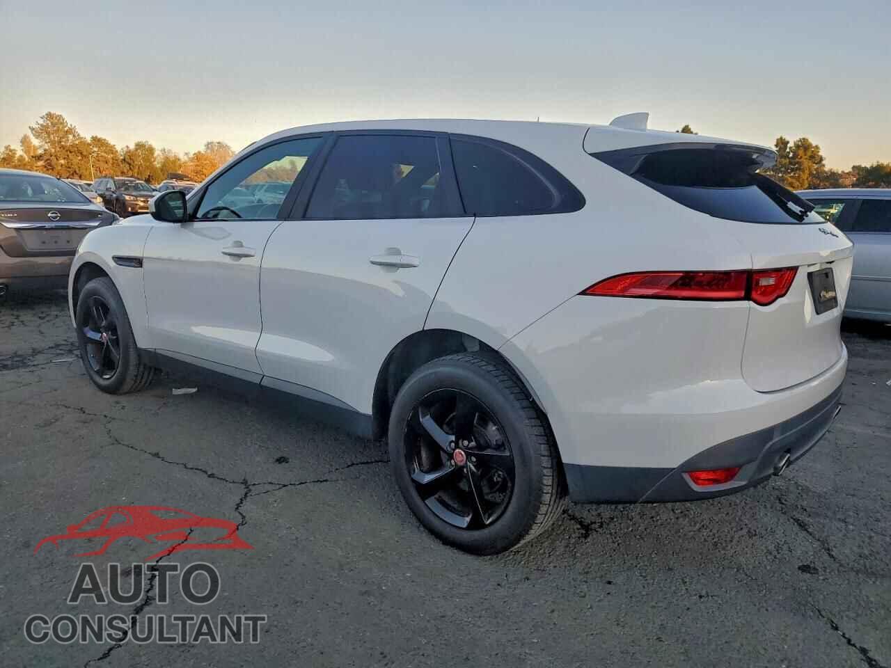 JAGUAR F-PACE 2017 - SADCJ2BVXHA053619