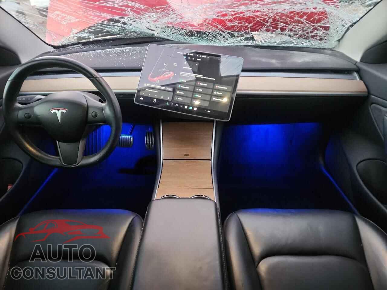 TESLA MODEL 3 2018 - 5YJ3E1EB5JF088142