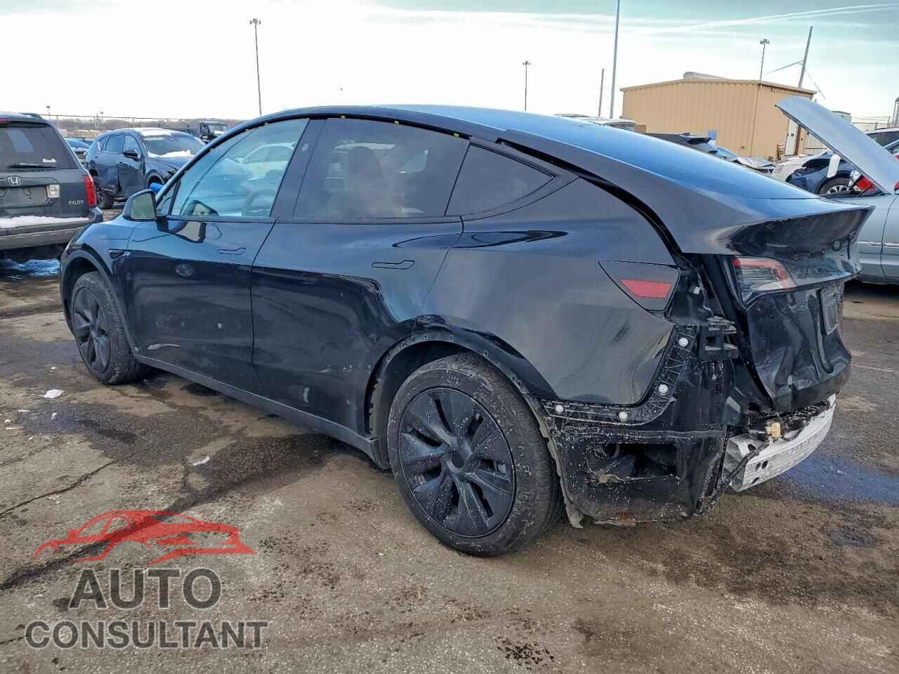 TESLA MODEL Y 2024 - 7SAYGDED8RF230355