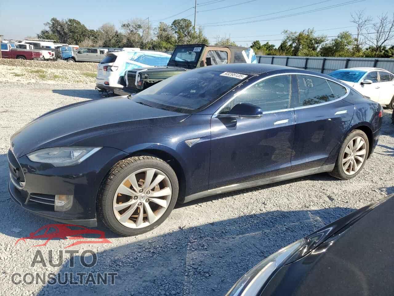 TESLA MODEL S 2013 - 5YJSA1CN1DFP24726