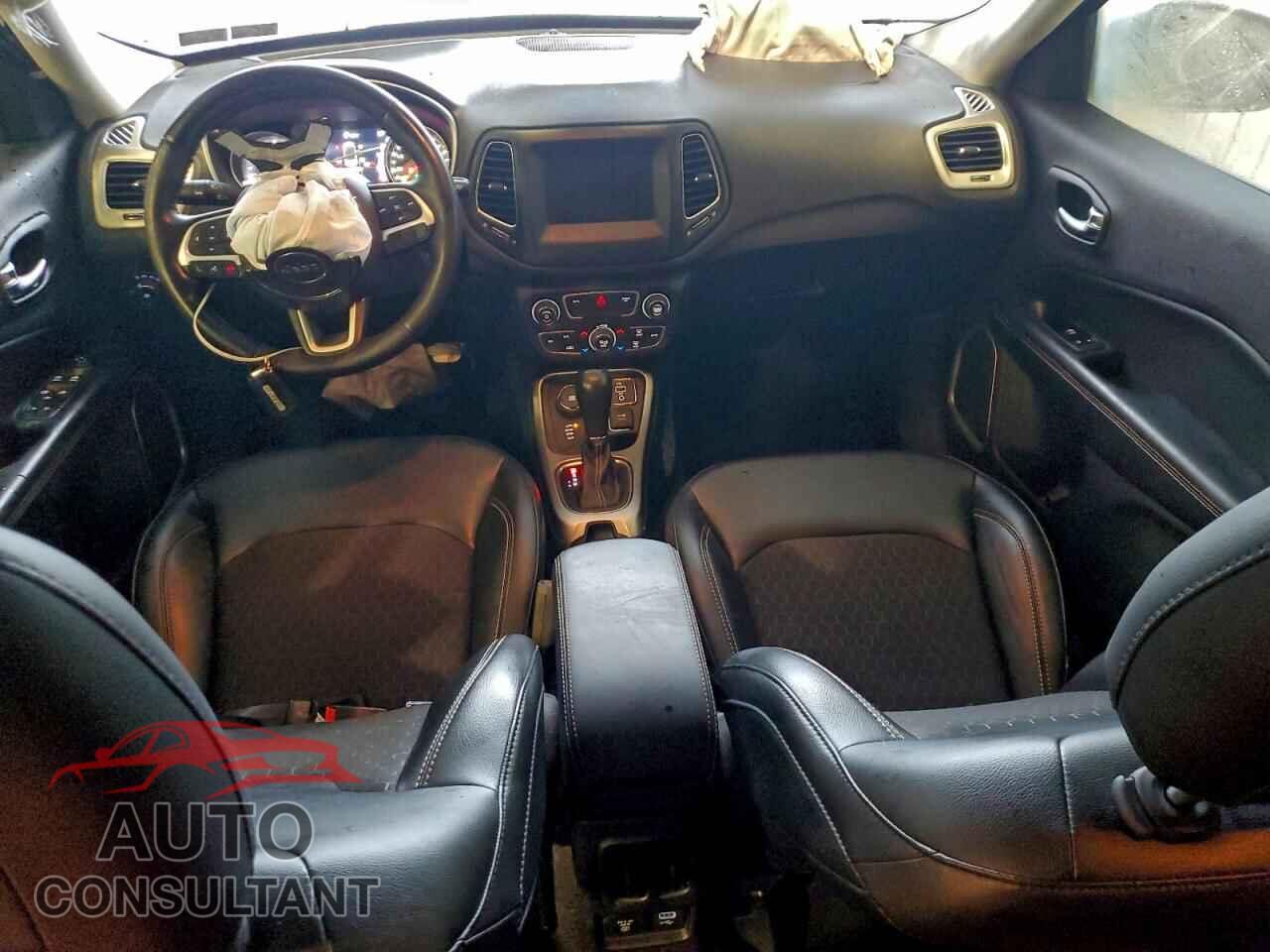 JEEP COMPASS 2020 - 3C4NJDBB1LT101614