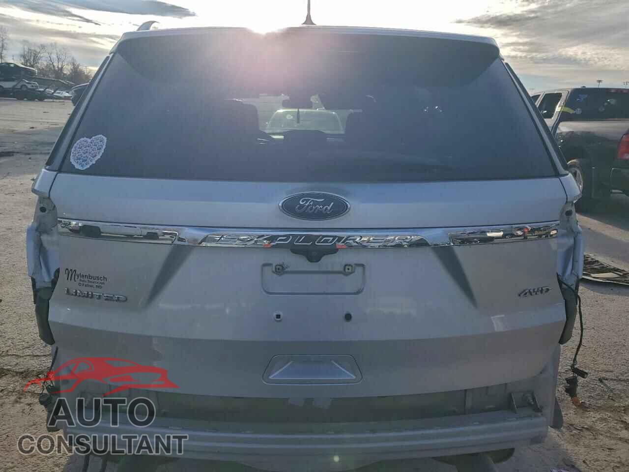 FORD EXPLORER 2018 - 1FM5K8F86JGA85569