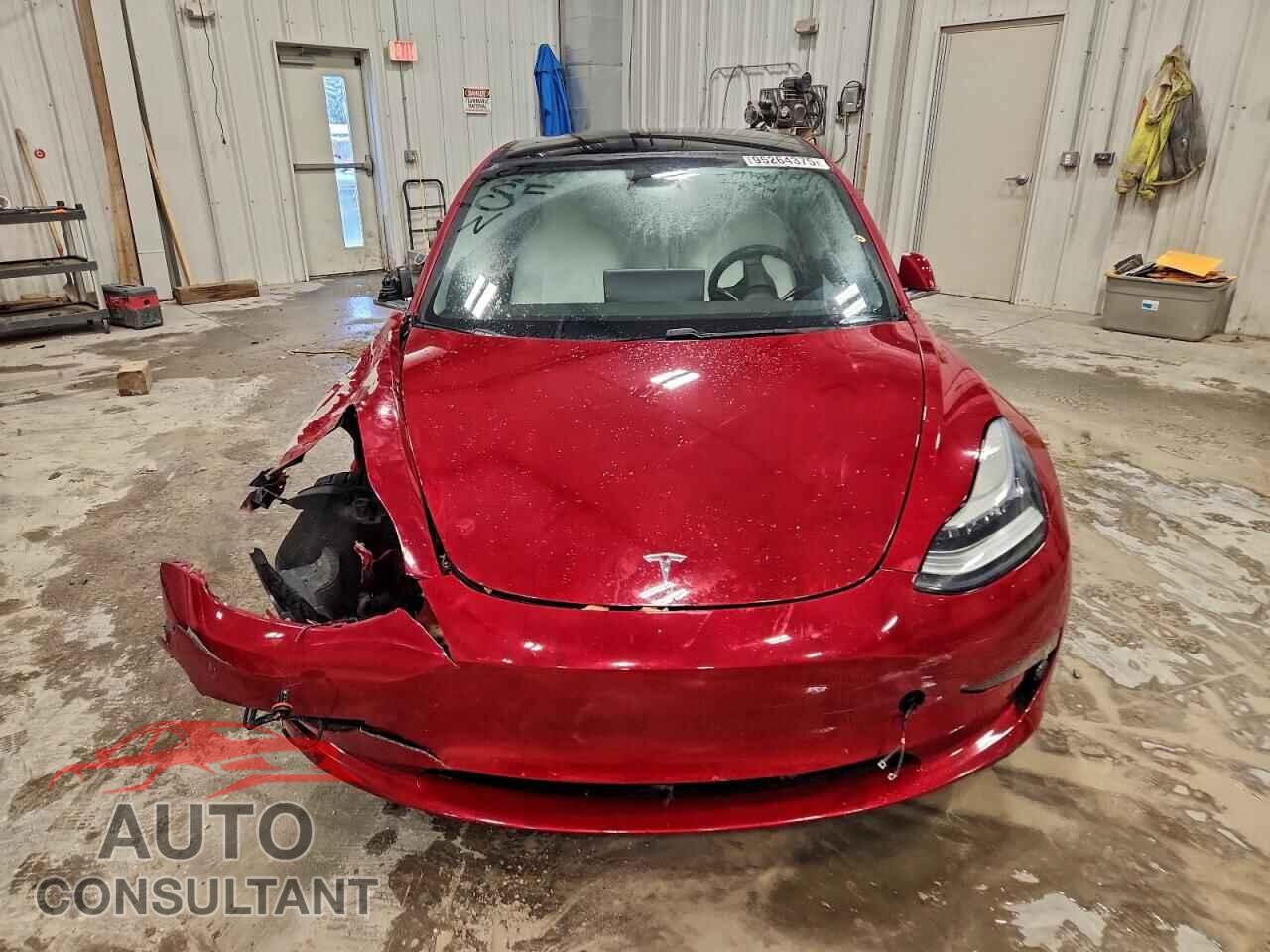 TESLA MODEL 3 2019 - 5YJ3E1EA7KF402804