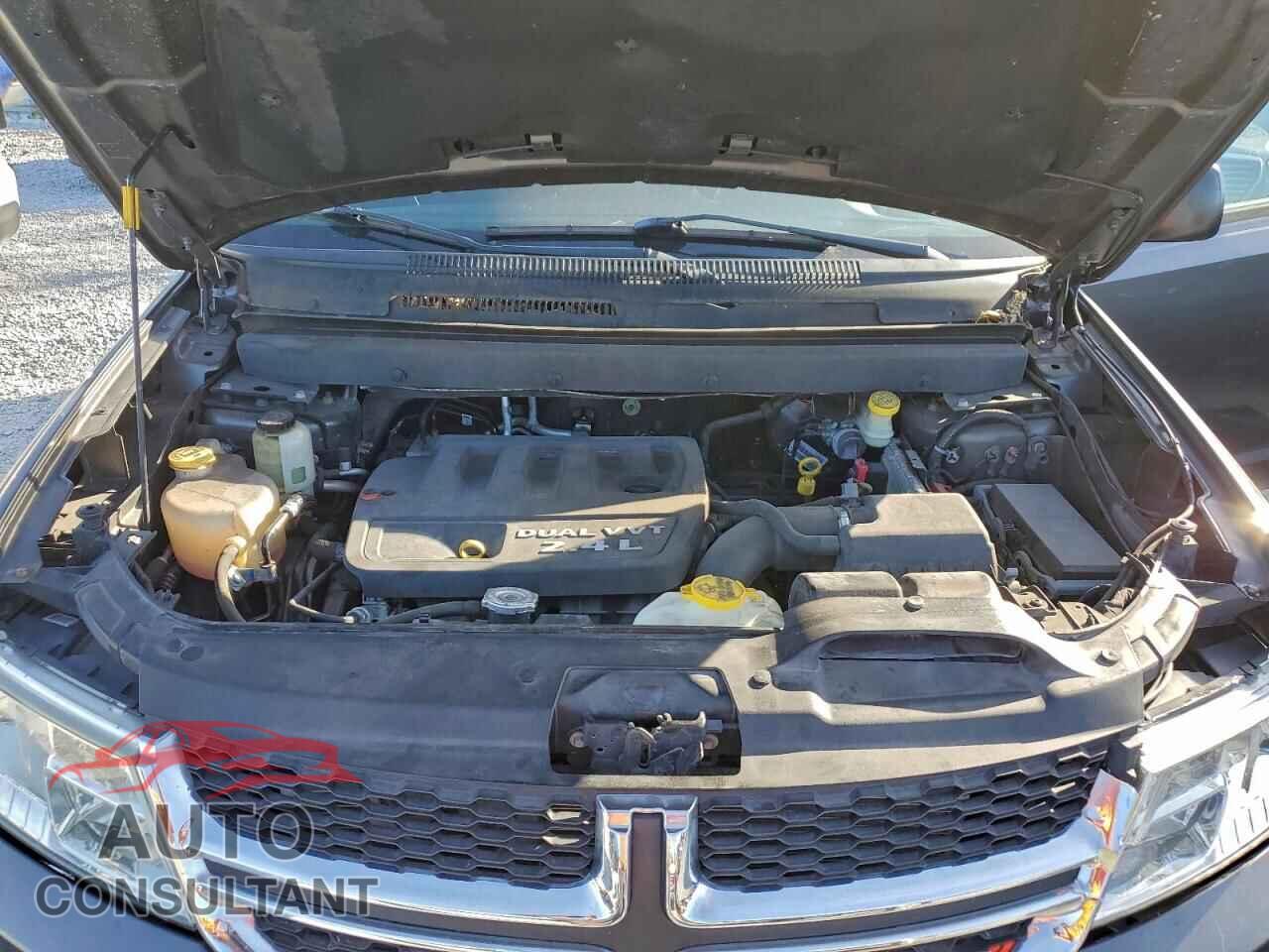 DODGE JOURNEY 2015 - 3C4PDCAB3FT641319