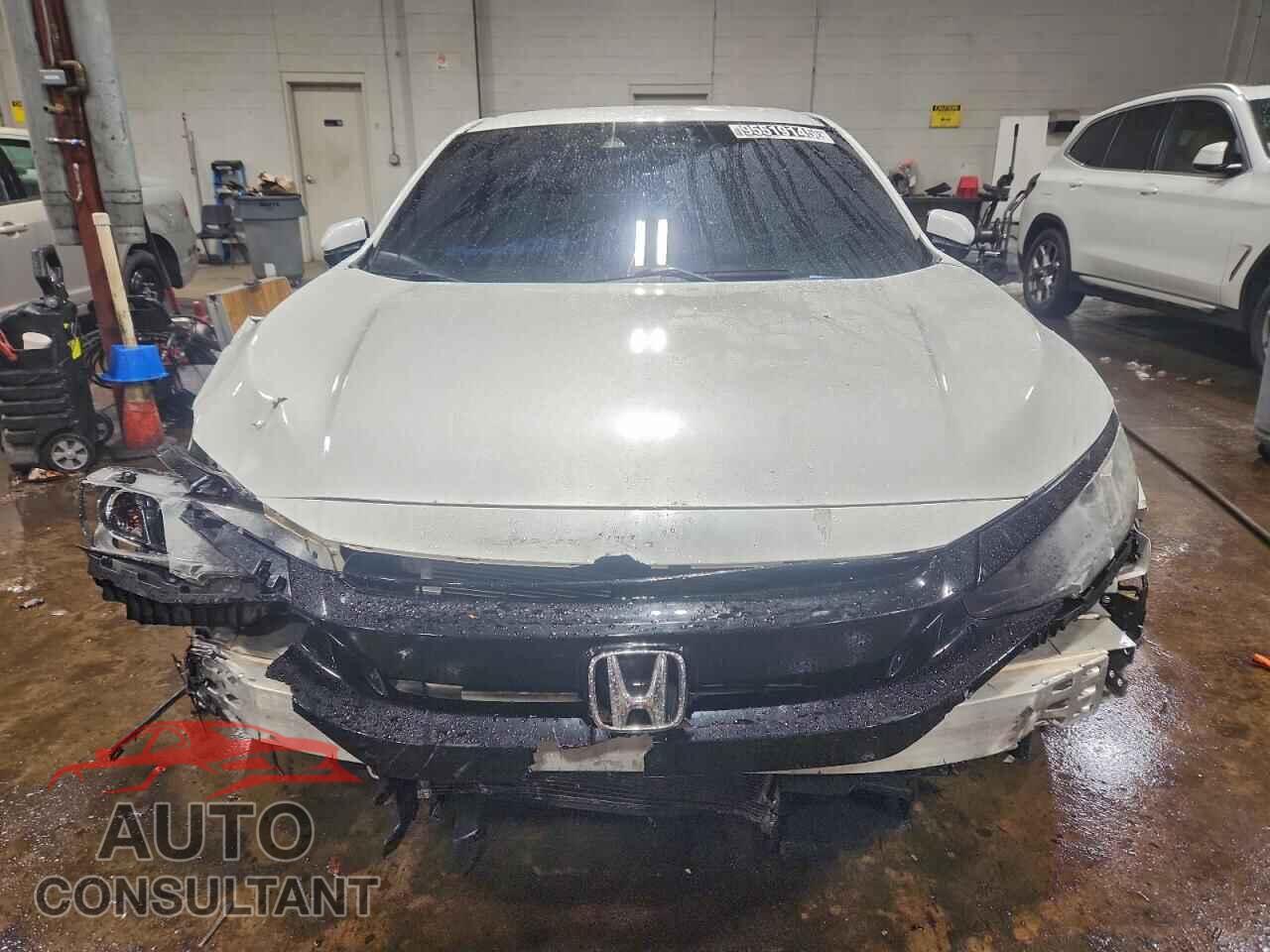 HONDA CIVIC 2019 - 2HGFC2F80KH511301