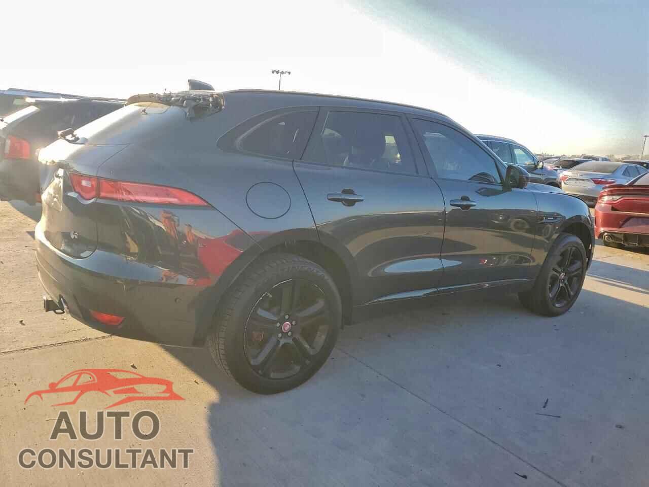 JAGUAR F-PACE 2017 - SADCL2BV5HA046989