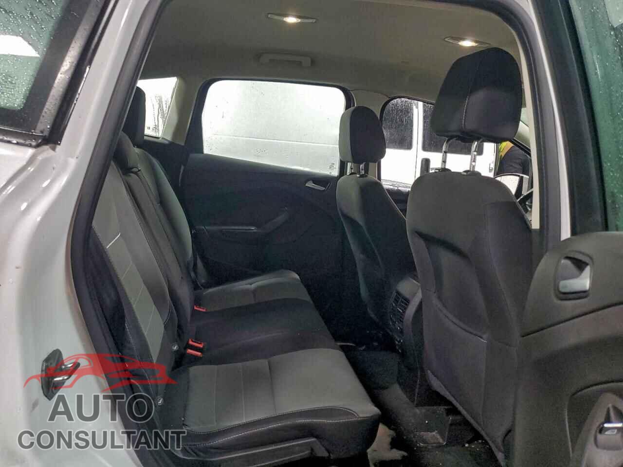 FORD CMAX 2015 - 1FADP5AU0FL113598