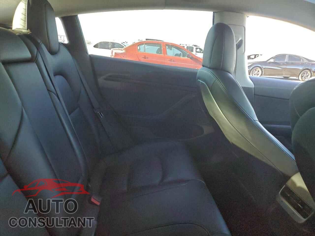 TESLA MODEL 3 2022 - 5YJ3E1EB7NF319368