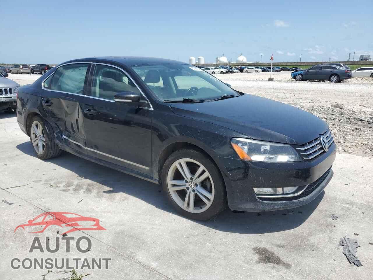 VOLKSWAGEN PASSAT 2013 - 1VWCM7A38DC024700