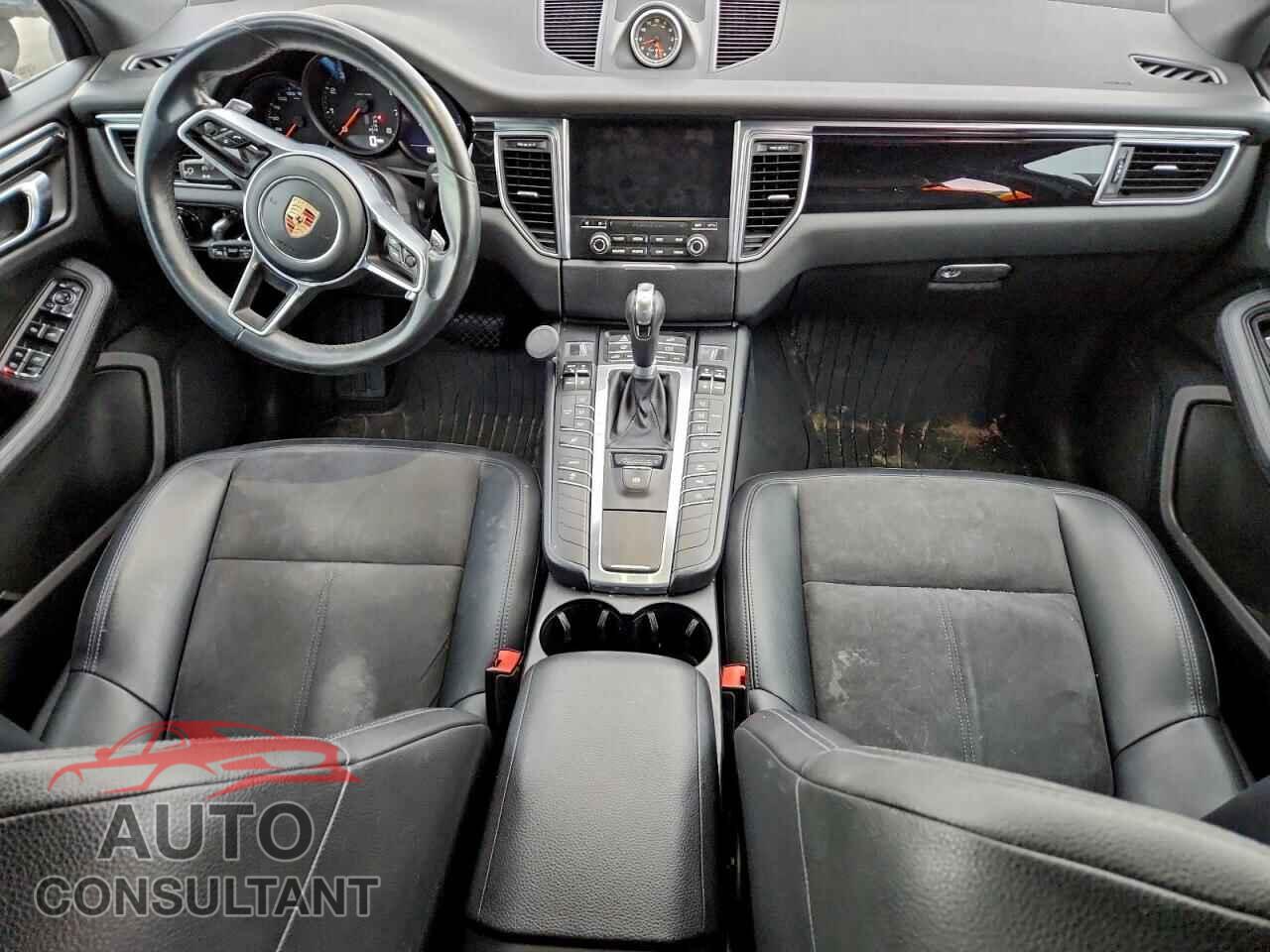 PORSCHE MACAN 2017 - WP1AA2A59HLB81471