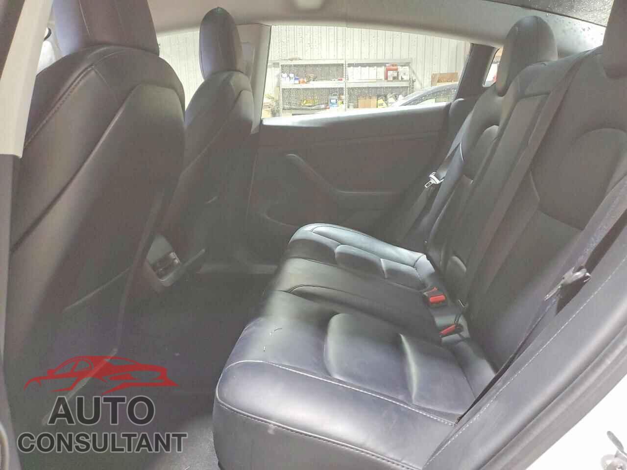 TESLA MODEL 3 2021 - 5YJ3E1EA7MF090969