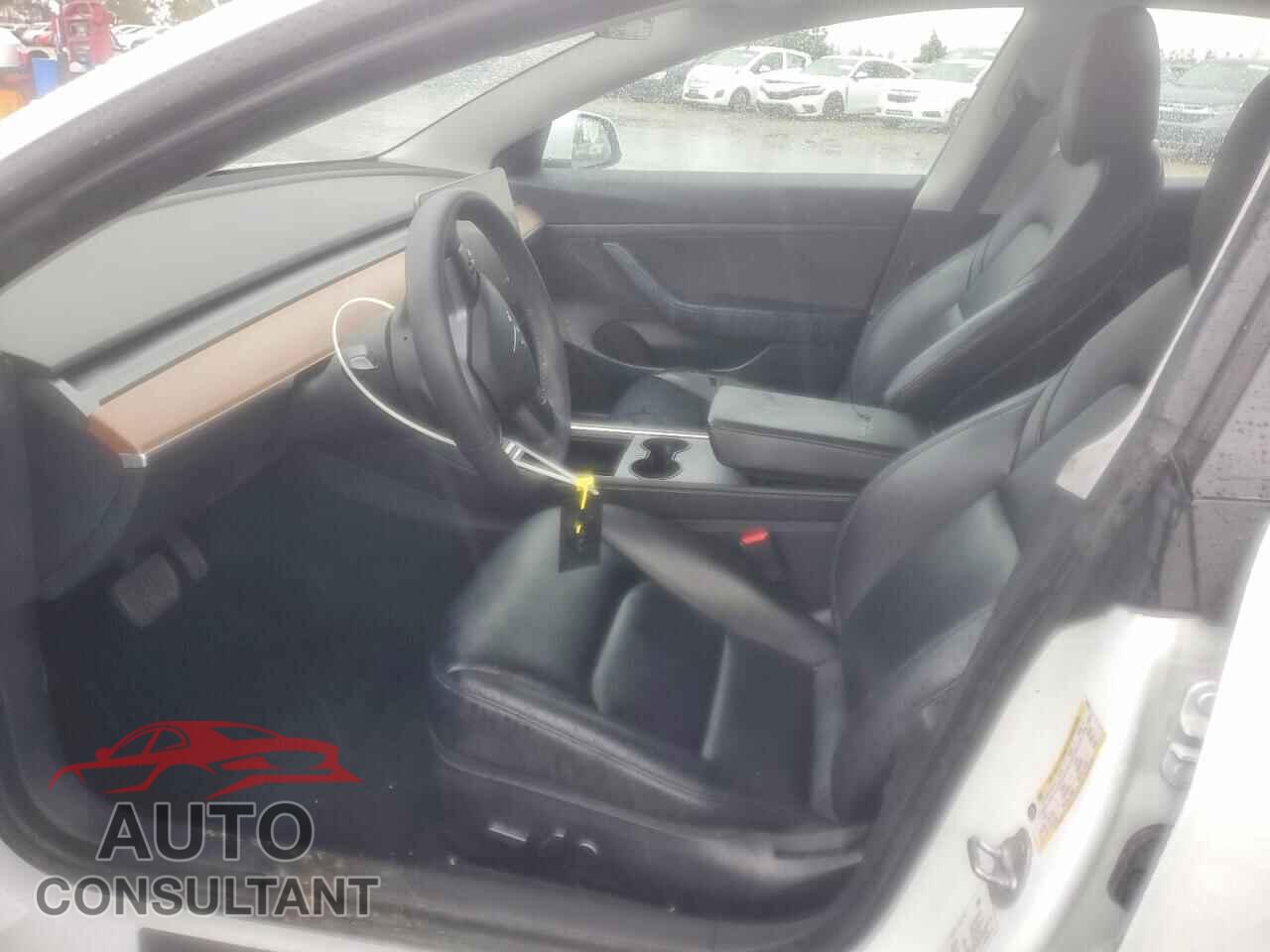 TESLA MODEL 3 2021 - 5YJ3E1EA1MF939672