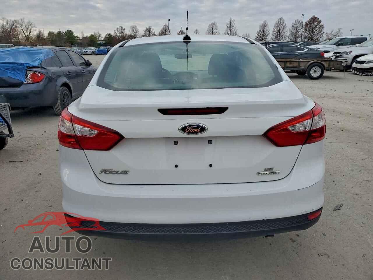 FORD FOCUS 2014 - 1FADP3F26EL436449