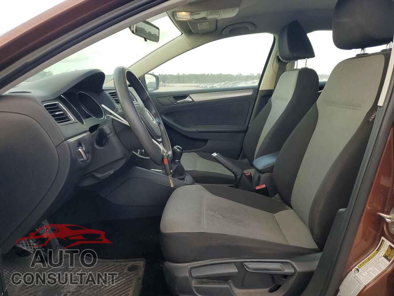 VOLKSWAGEN JETTA 2017 - 3VW167AJ2HM340646