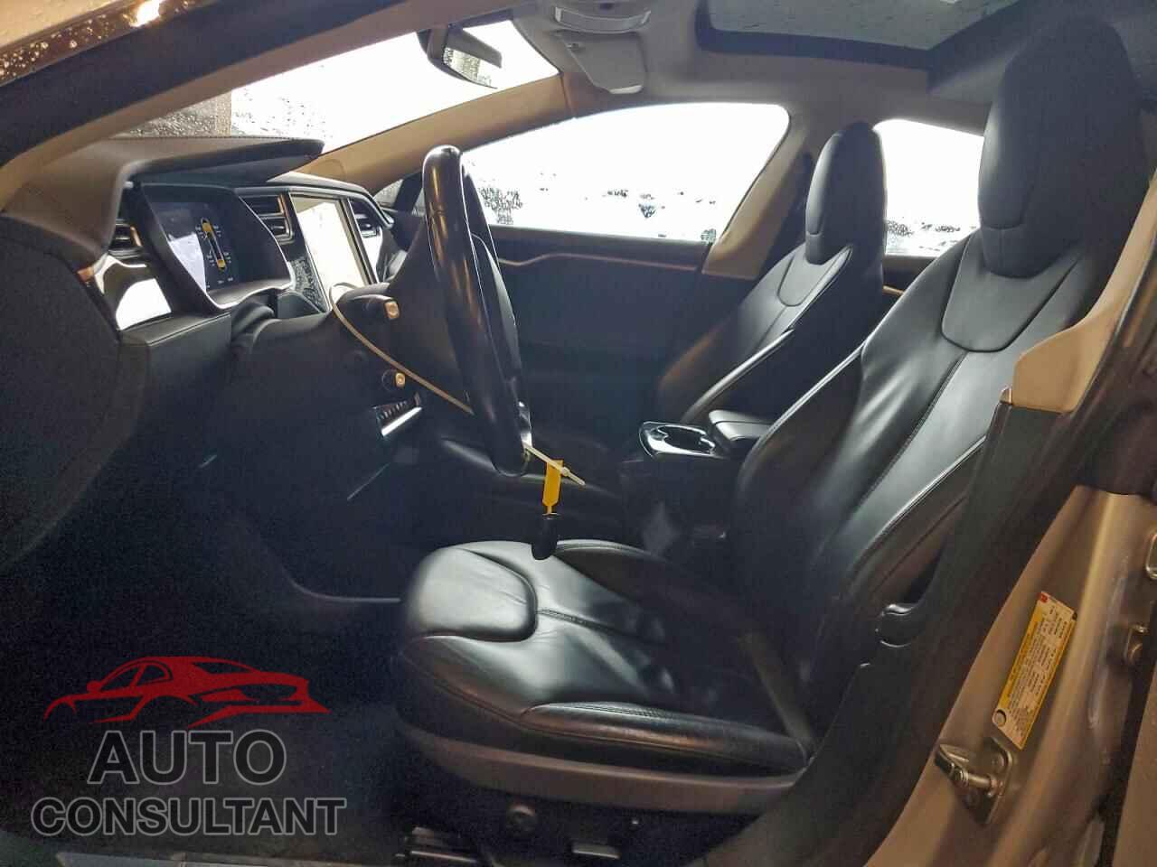 TESLA MODEL S 2015 - 5YJSA1H2XFFP69858