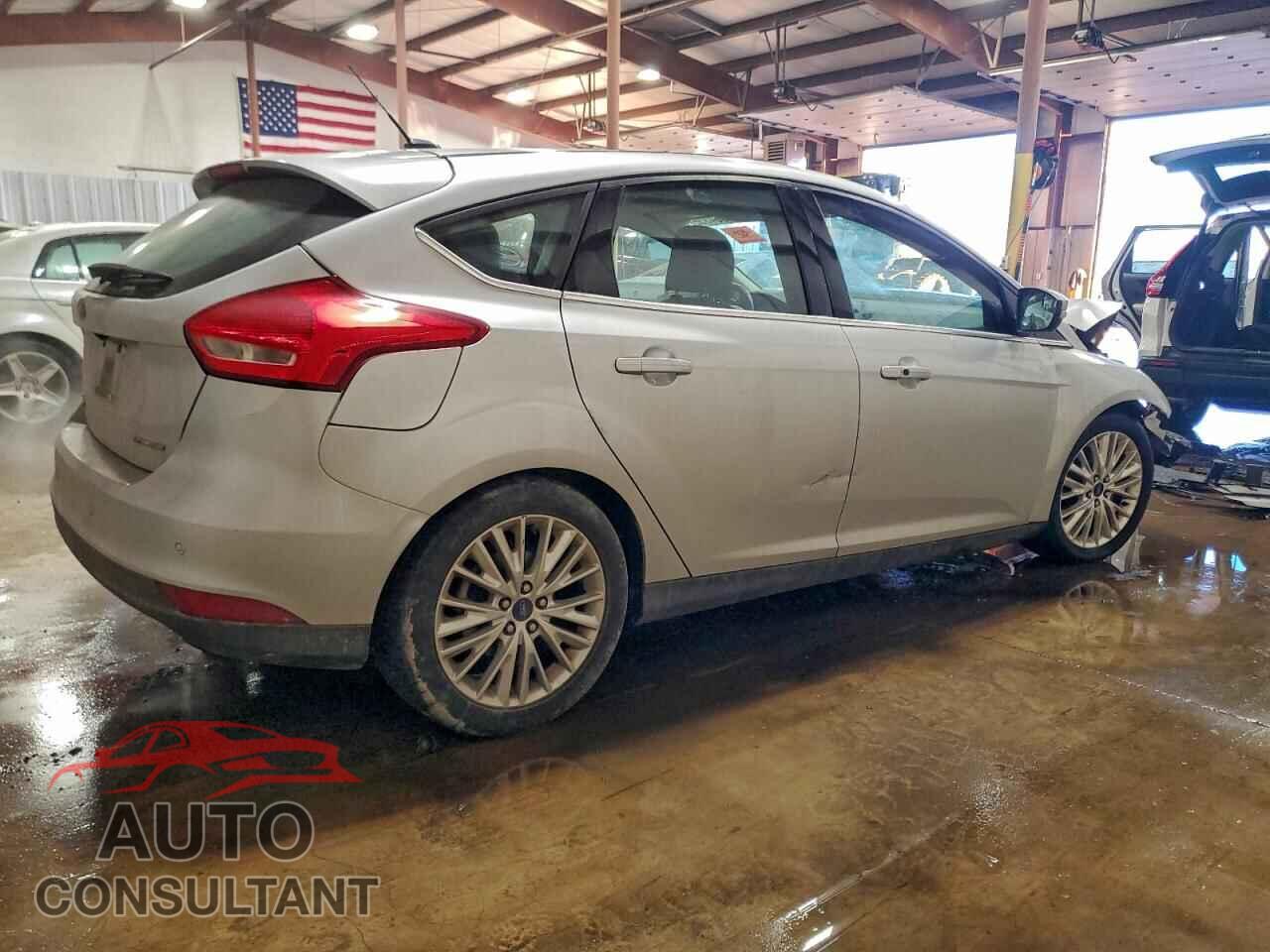 FORD FOCUS 2017 - 1FADP3N23HL336203