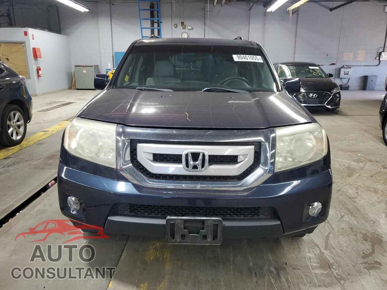 HONDA PILOT 2011 - 5FNYF4H4XBB057357